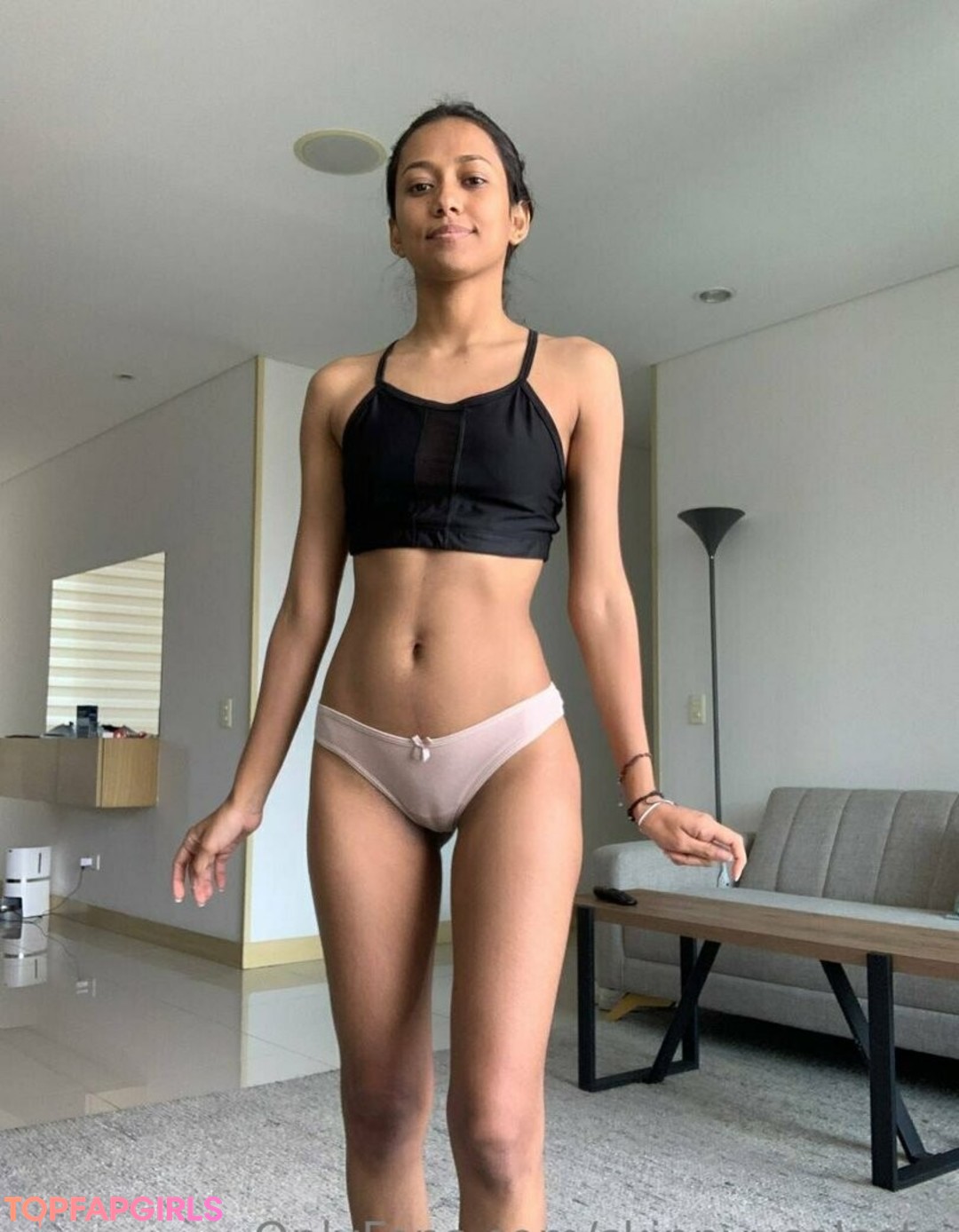 skinnyyceleste model exclusive pictures