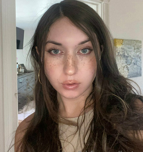 LBanton high quality actress archive