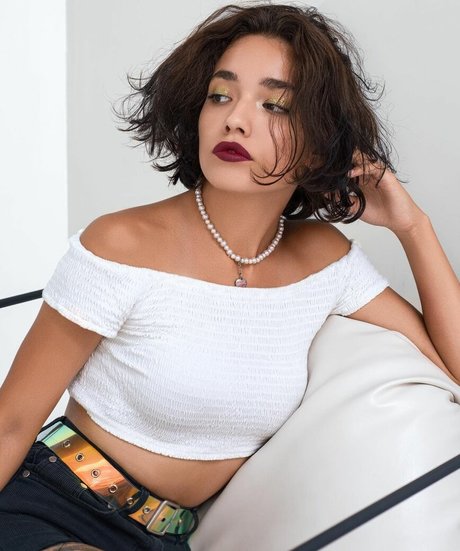 Ella Flare pornstar free pics