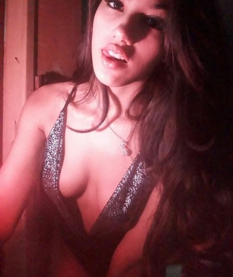 Floppy Abril pretty model galleries