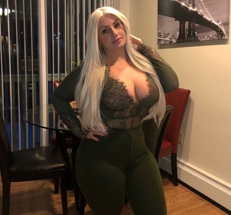 fat pussy onlyfans hot image