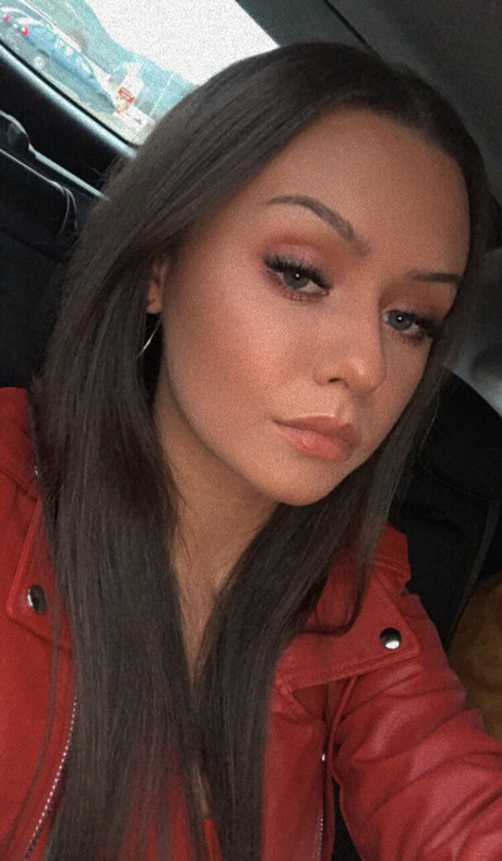 bellalittlefree22 sex pornstar gallery