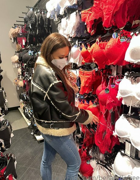 bellalittlefree22 nice pornstar pictures