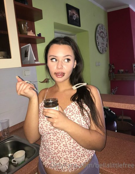 bellalittlefree22 high quality star pics