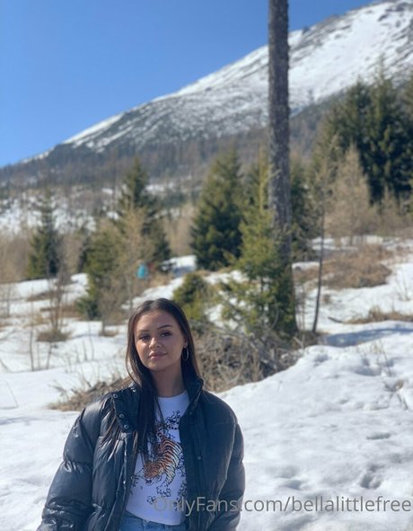 bellalittlefree22 model hot gallery