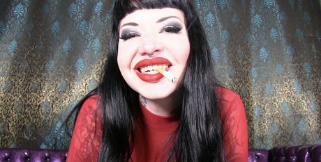 mayasinstress actress gallery