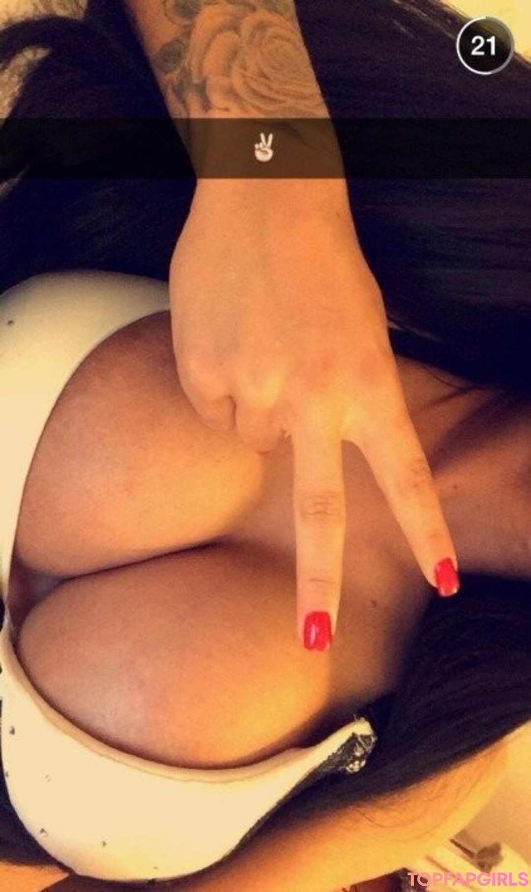 Lapryl model pornographic photos