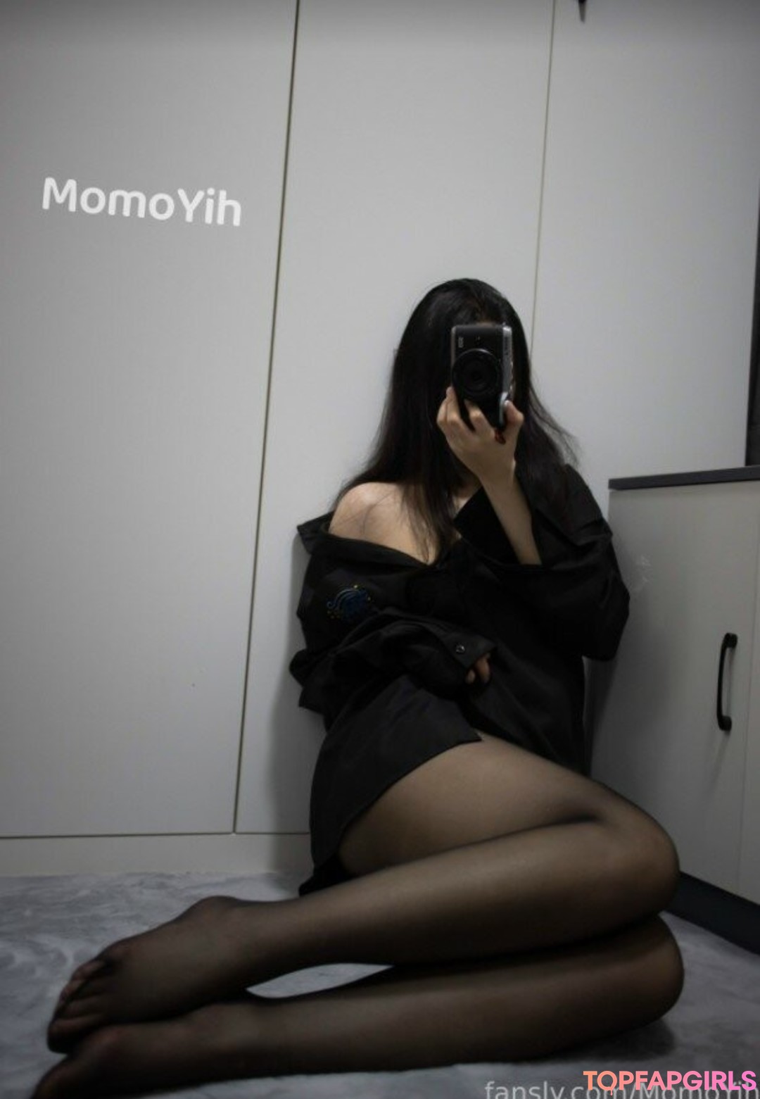 MomoYih star sexy image