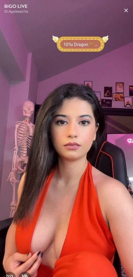 AyparsSss nude pornstar photo