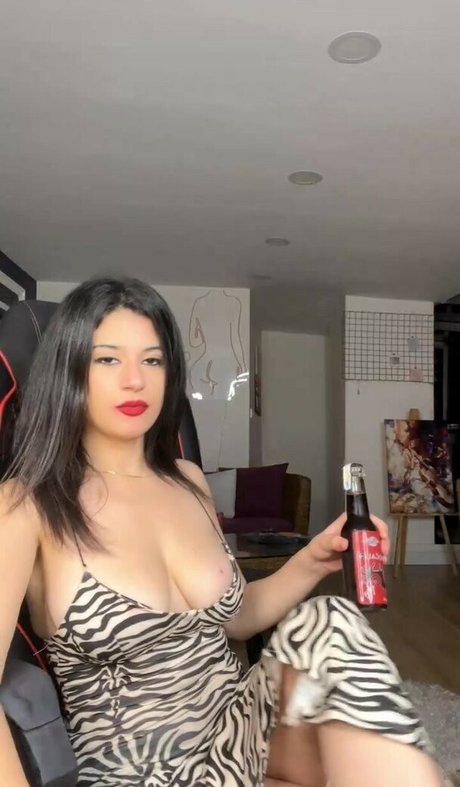 AyparsSss pornstar naked img