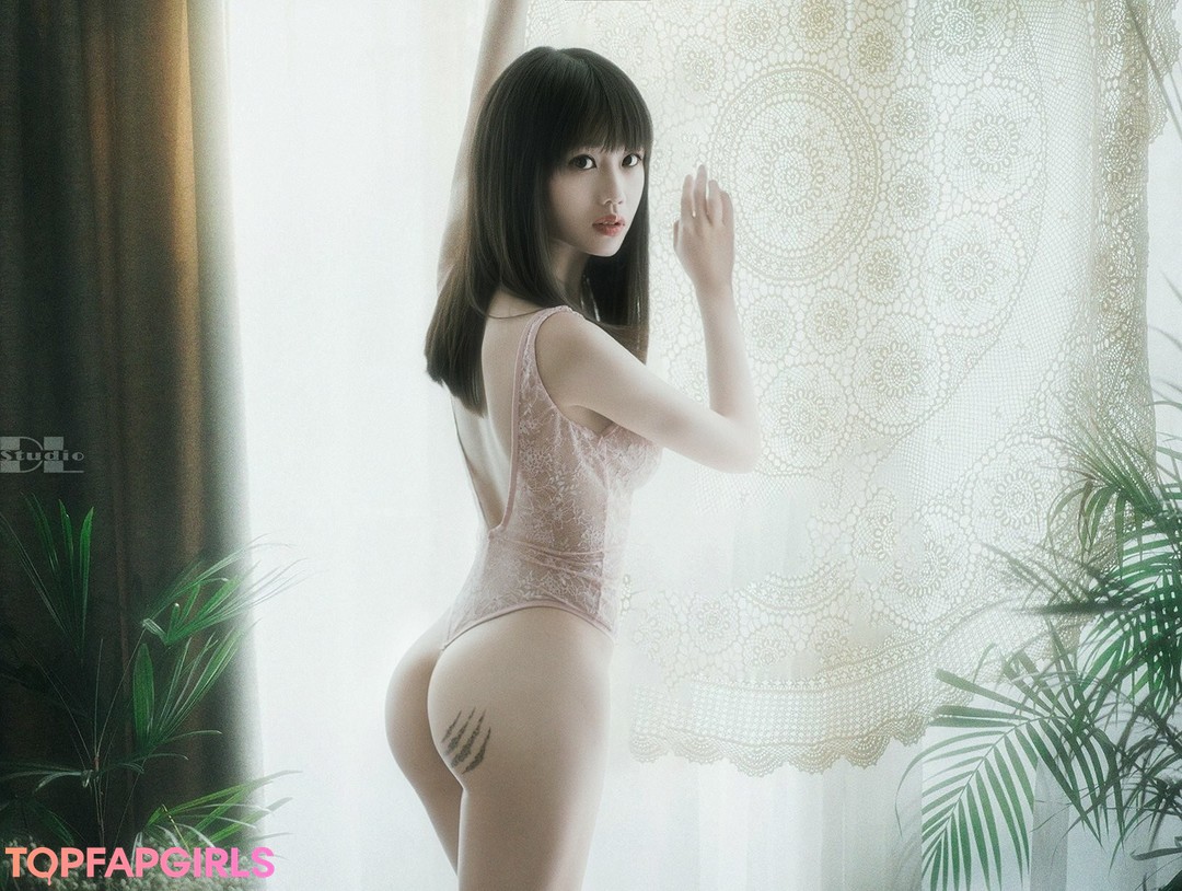 skinny shemale onlyfans erotic photo