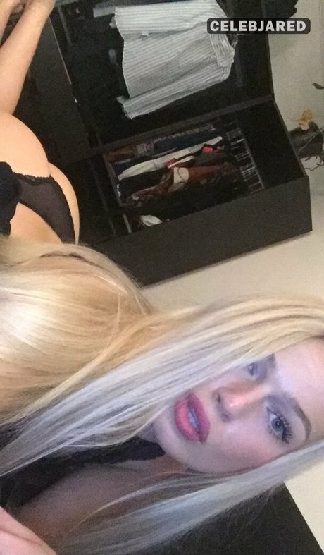 Frederikke Bach top model gallery