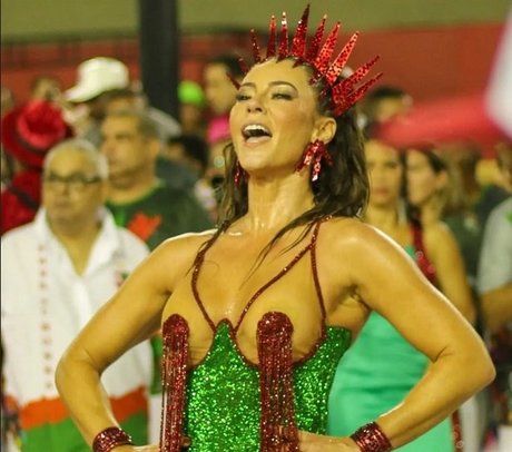 Paola Oliveira pornstar hot picture