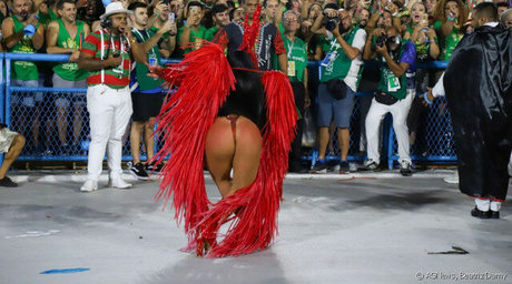 Paola Oliveira pornstar images