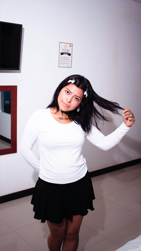 Elizabet Tracy hot actress pic