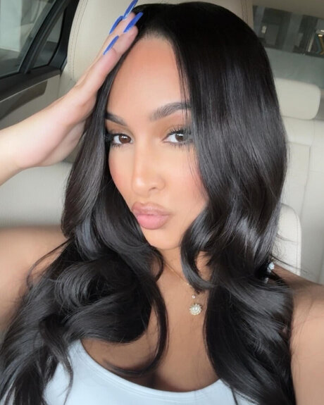 Omaima nudes actress photo