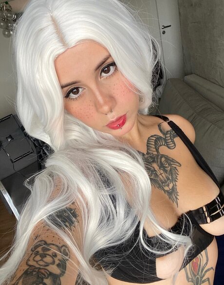 Ariel Bolvv top profile image