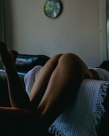 Chels Ane nice actress pics