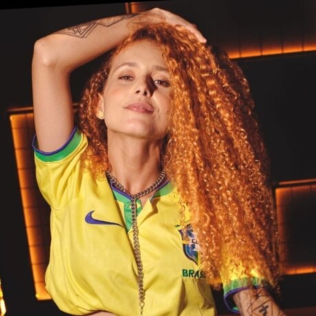 A Luz de Tieta star perfect pic