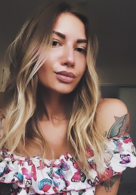 Vulva_ art actress image