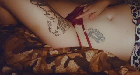 CuriosityKills69 porn model img