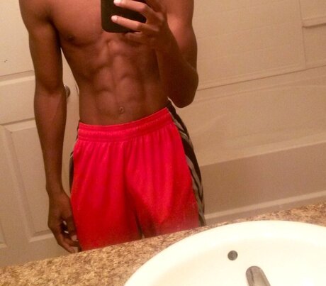 I know Victoria s Secret_ art star gallery