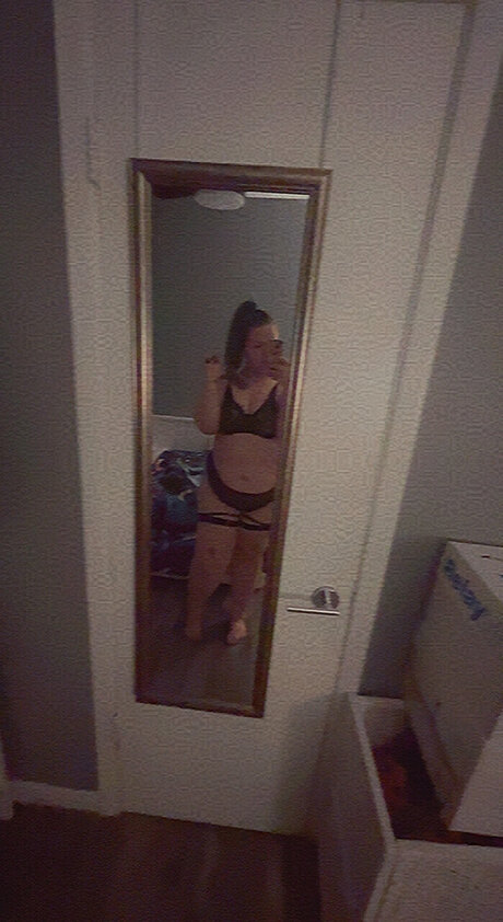 Scar nude model pictures