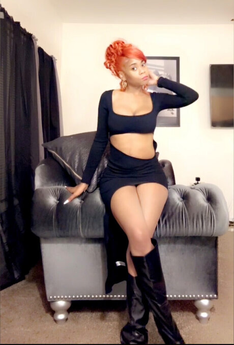 Mahogani44 sexy actress archive