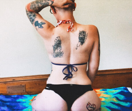 blonde midget onlyfans hot image