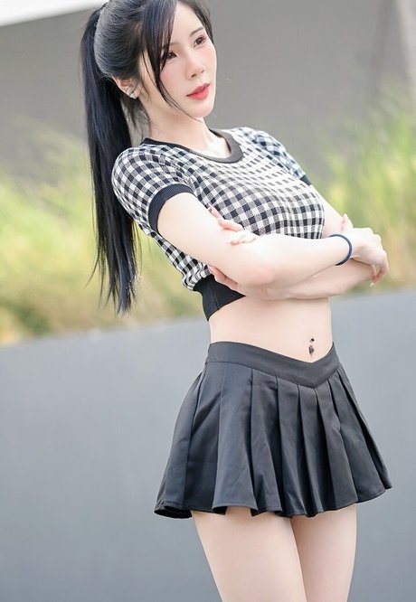 Mikipraiya perfect star pics