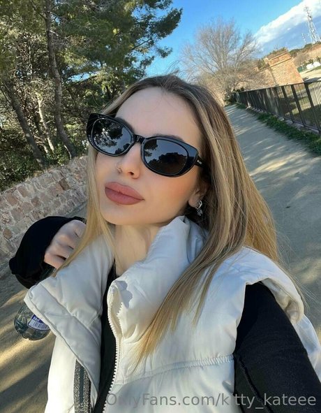 kitty kateee naked pornstar gallery
