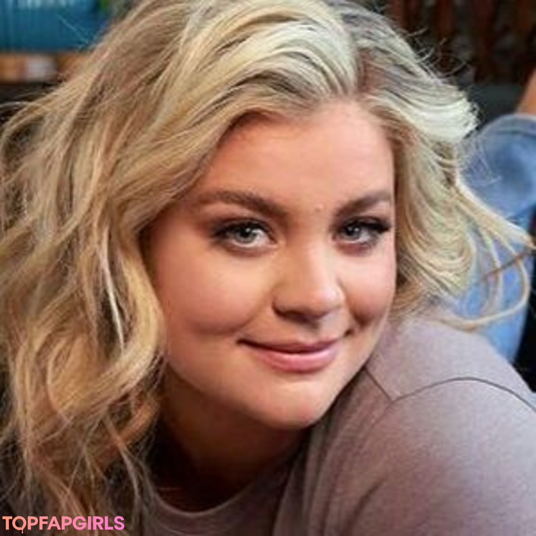 Lauren Alaina star perfect image