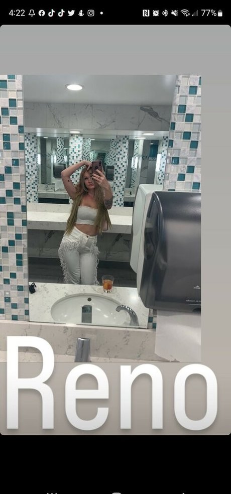 Kaseefacee sex model pic