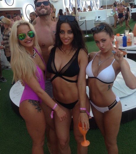 Gayle Johnstone nice actress galleries