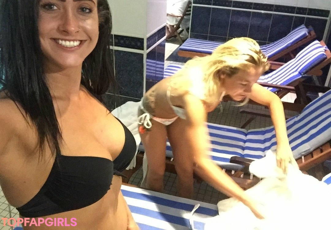 Gayle Johnstone erotic actress pictures