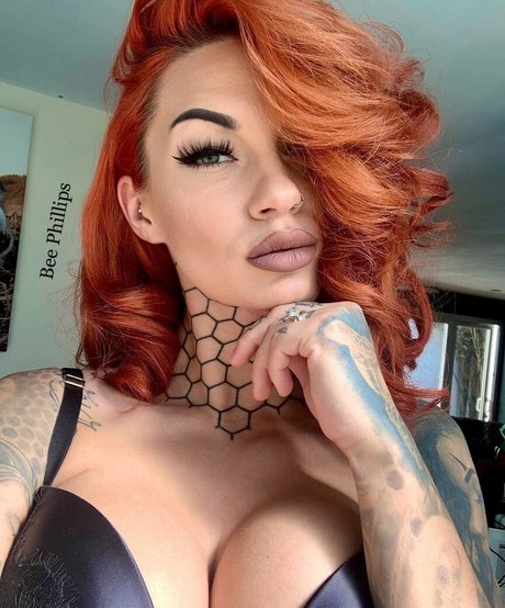 Bee Phillips star sex pictures