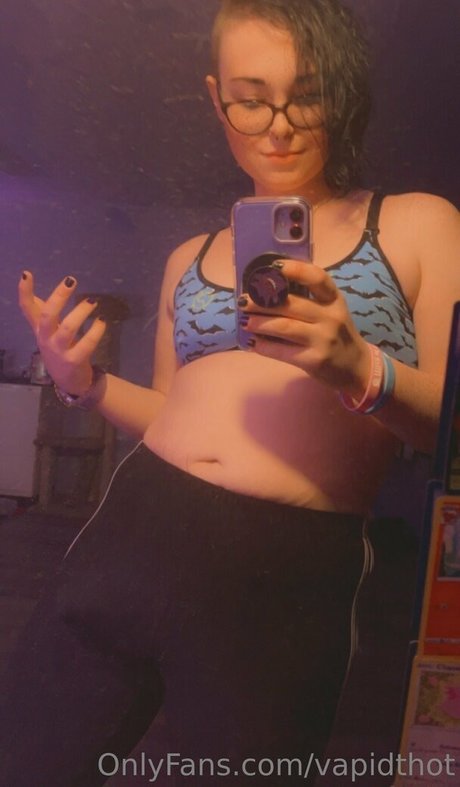 vapidthot model nude pictures