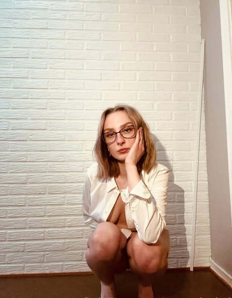 sweetvipgirl pretty actress picture