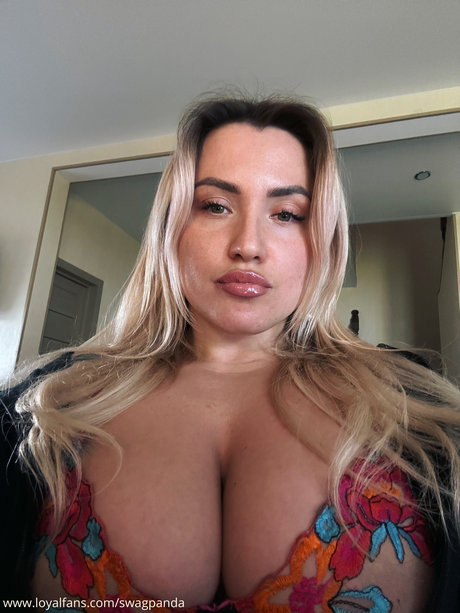 Swag Russian Panda model best picture