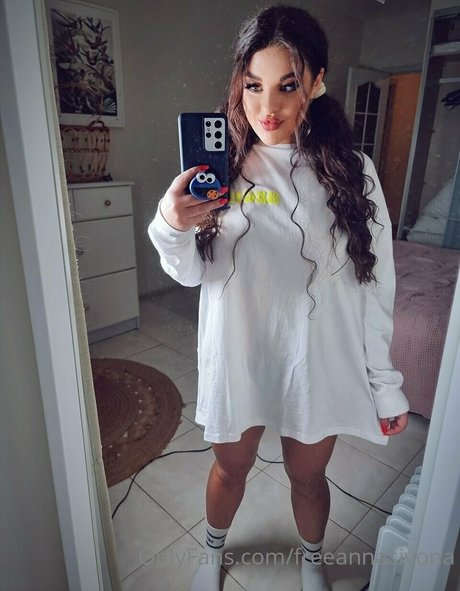 tiny onlyfans free nude archive