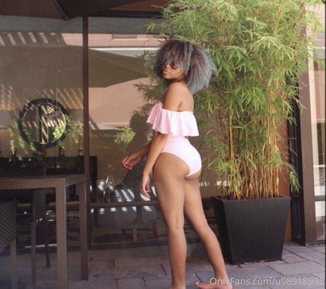 _me momo_ free actress gallery