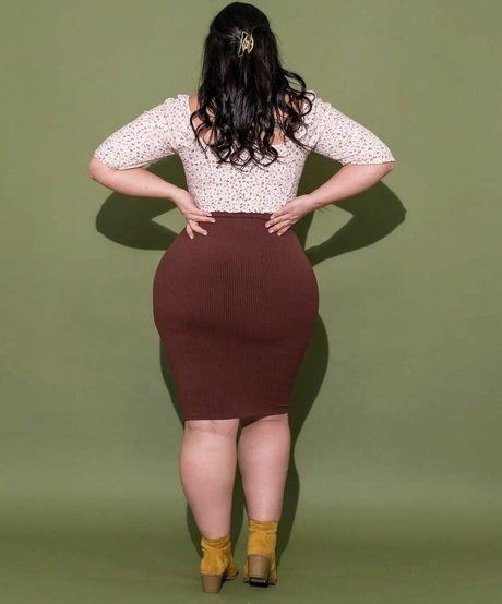 Mary Ank naked pornstar galleries