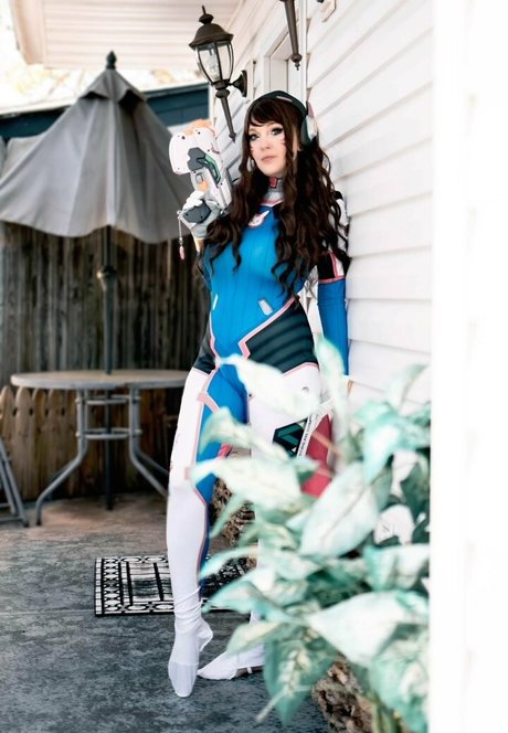 slim onlyfans pornographic pics