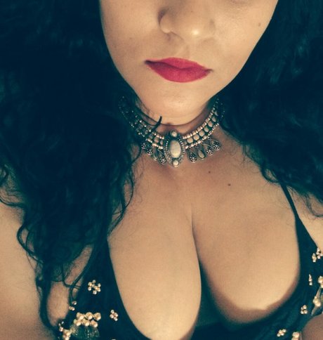 SweetMouthASMR star sexy pics