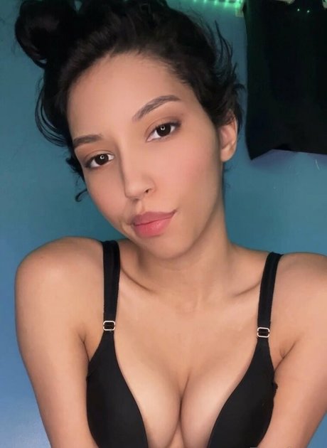 Kittenfox19 star high quality pics