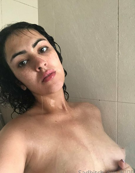 sadbitch exe adult model archive