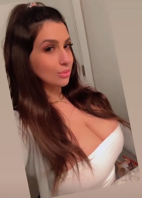 brittaniclegardens hd model photo