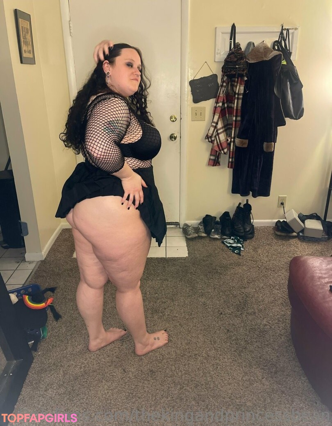 old mom onlyfans art nude photo