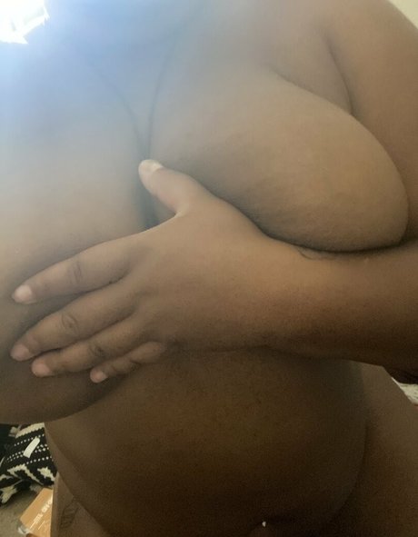 burberrybitch model naked pictures