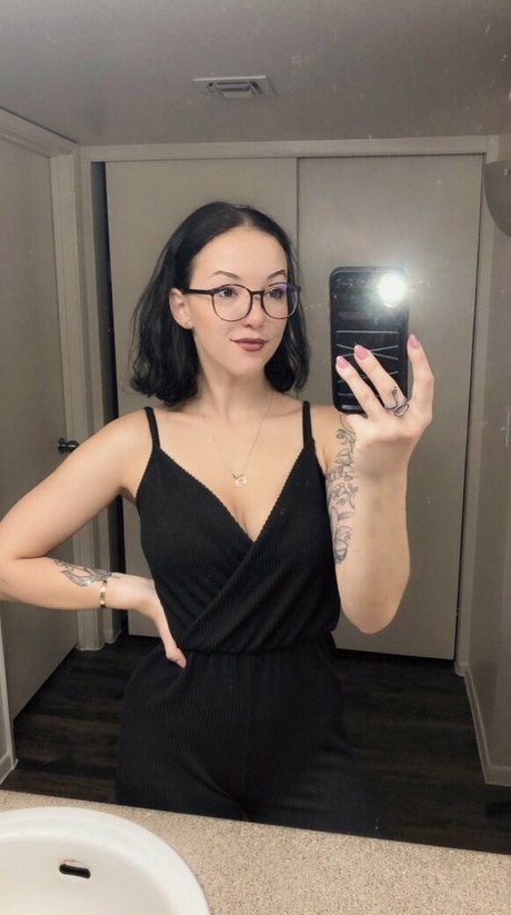 Eralia hot pornstar img